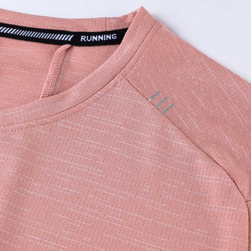 Sports mens short sleeved running Traning fashion T-shirt mens fitness compression T-shirt reflective O-neck new shirt W250317