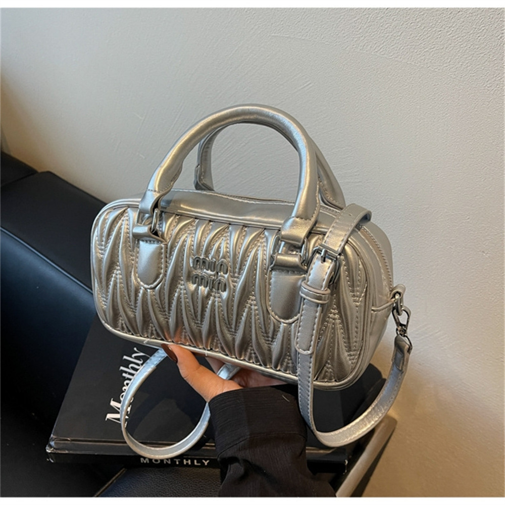 Designer Totes - Chic Wrinkled Square Handbag: Fashionable Women's hot Tote Bag, Small & Lightweight