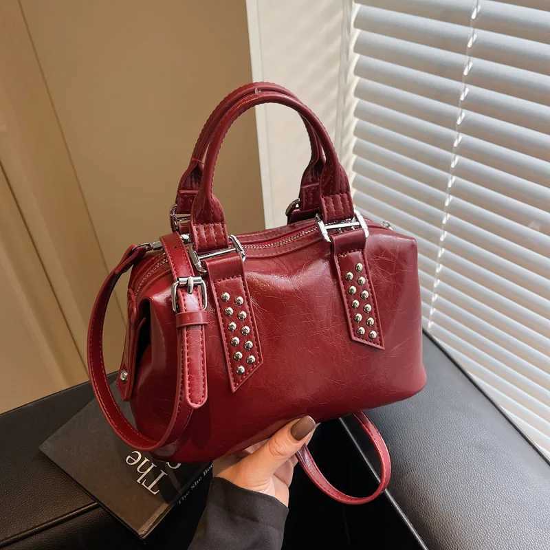 Leopard-Print Shoder Bag Decorated with S and metal buckle fixed and eye - must - must Y250321