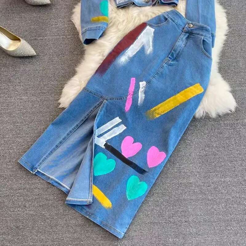 2025 New Graffiti 2-piece Set Women's Collar Long Sleeve Coat High Waist Hip Designer Split Skirt 2025 Autumn New Set5