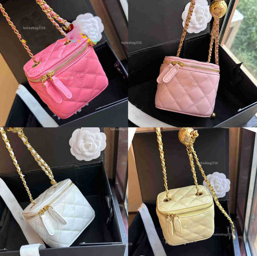 Cases Makeup bag Designer Micro Vanity Bag Mini Cosmetic Bag Crossbody Shoulder Designer Tiny Cosmetic Nano Make Up Bags Coin Purse Wallet width 11 cm fashion