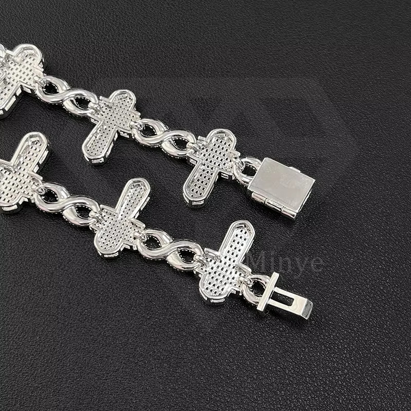 Hip Hop Jewelry Brass Inlaid Cubic Zirconia 18k Gold Plated Dainty Cross Necklace Cross Iced Out Cuban Link Chain Necklace