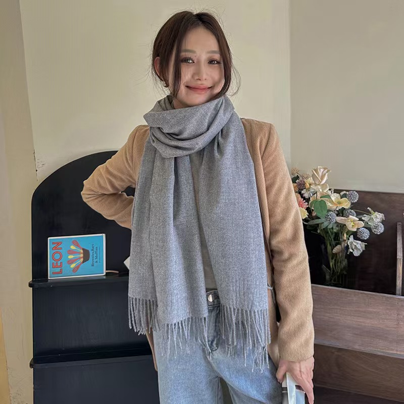 K148 Super soft pretty lady imitation cashmere scarf women autumn and winter warm tassel Korean style solid color scarf versatile neck scarf women