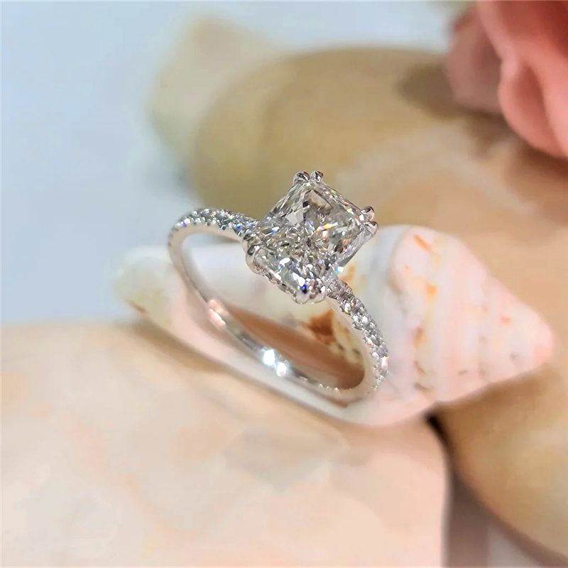 Jewelry 2CT E VS1 Radiant Cut IGI Certified 2 Carats Elongated Radiant Diamond Engagement Ring CVD Lab Grown Diamond Ring For Women