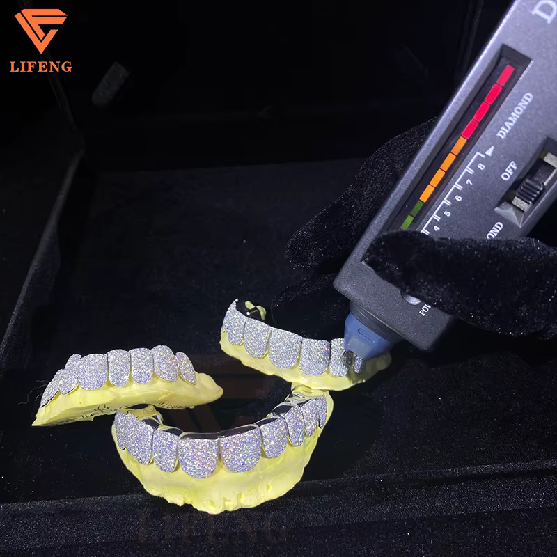 10K 14K 18K Vvs Moissanite Grillz Custom Gold Teeth Grillz With Round Brilliant Cut Hip Hop Diamond Grillz for Men Women