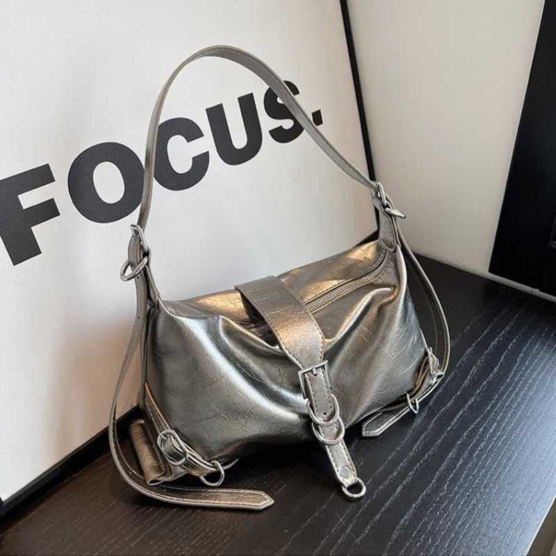 Sier Leather Crossbody Bags for Wen Luxury 2024 Y2k Korean Fi Underarm Shoe Bag Fem Armpit Bag Handbag Bolsas Y250321