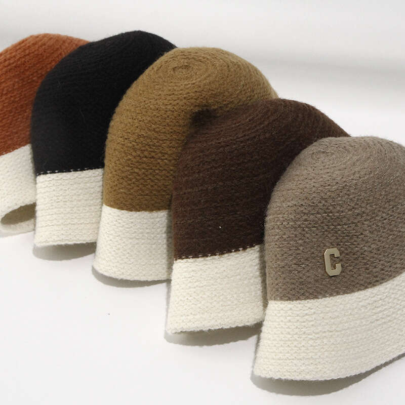 Autumn winter children's C letter color blocked knitted hats, feminine temperament, fashionable and casual look, small splicing design, bucket ha