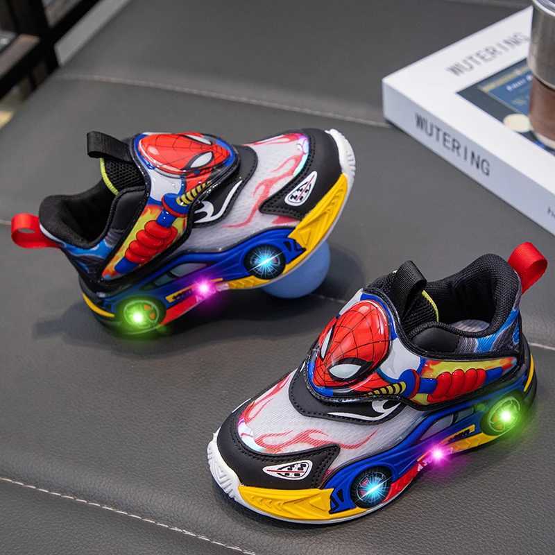 LED boys casual shoes outdoor mesh childrens Spider Man sports shoes childrens sports shoes light anti slip running shoes size 26-35 W250318