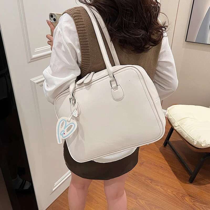LEFTSIDE Design Small PU Leather Tote For Women 2024 Y2k Retro Fashion Solid Color Underarm Shoulder Bag Handbags
