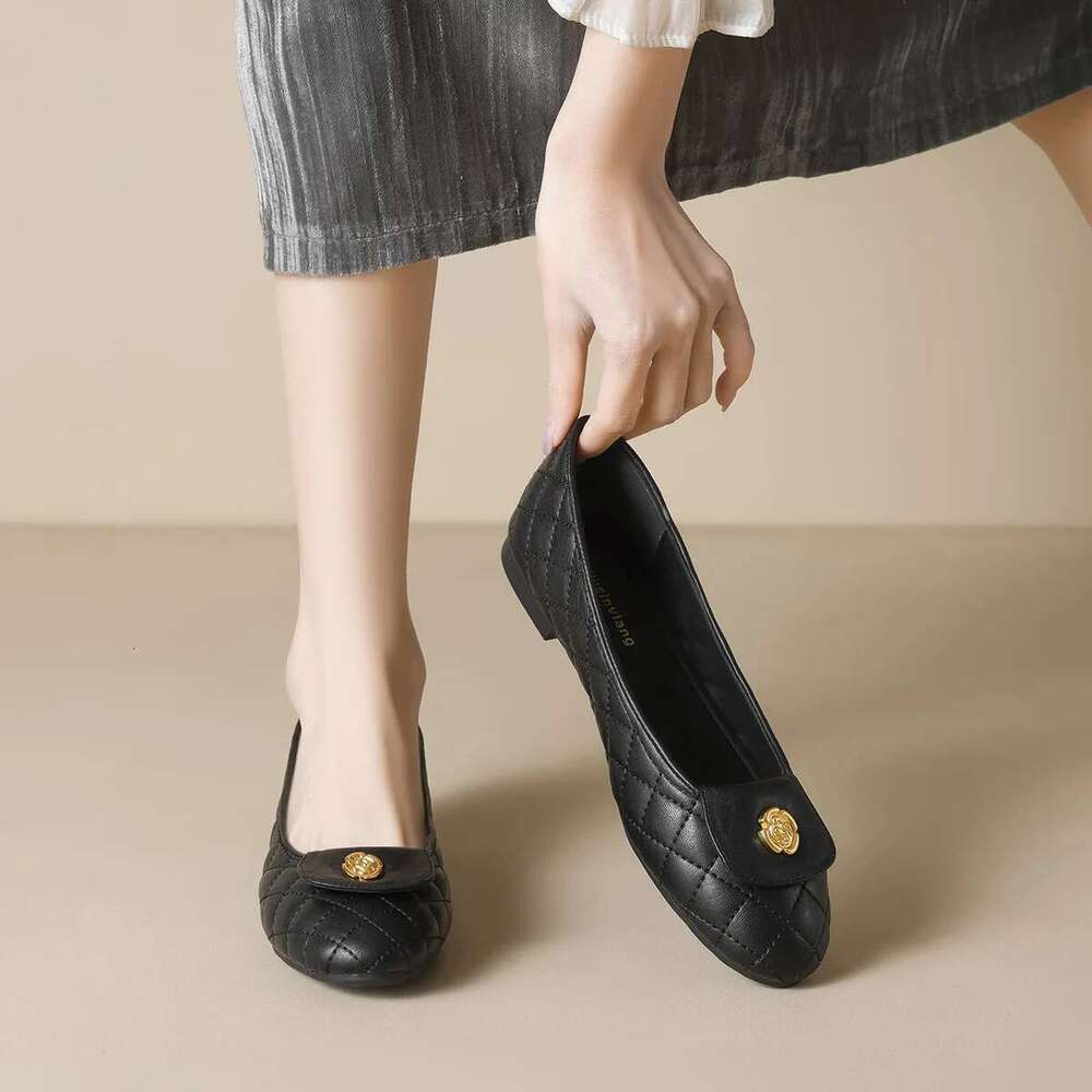 New spring women's outdoor Round toe design Black Mary Jane Ladies casual flat Work Boat shoes 41-43