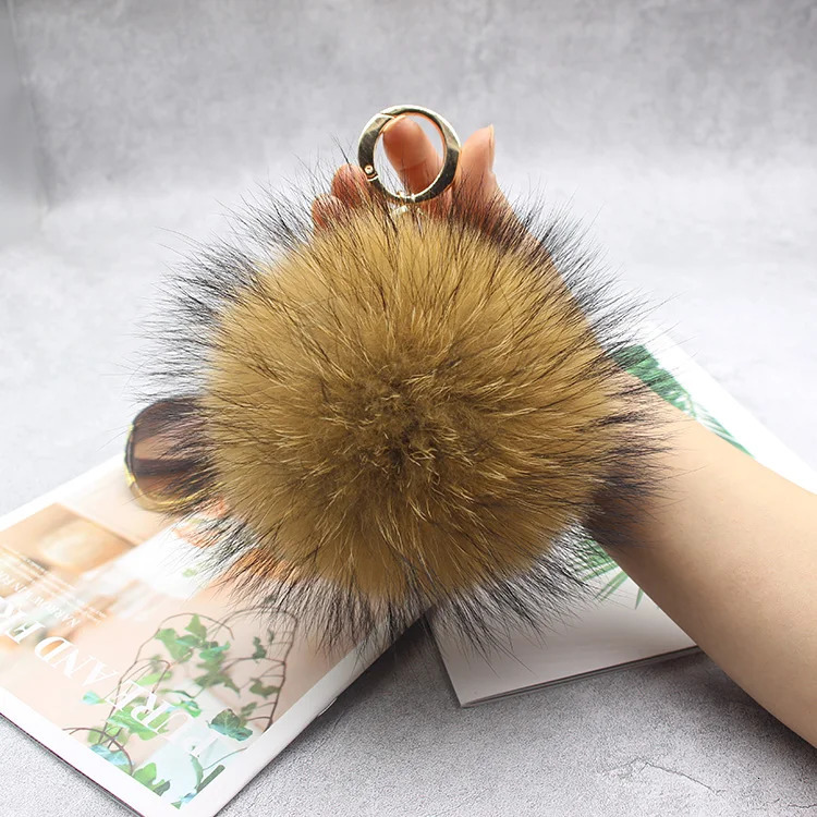 15cm Fluffy Real Raccoon Fur Ball Pom Poms Fur Pompom High Quality Keychain Key Chain Metal Ring Pendant For Women F281 250318