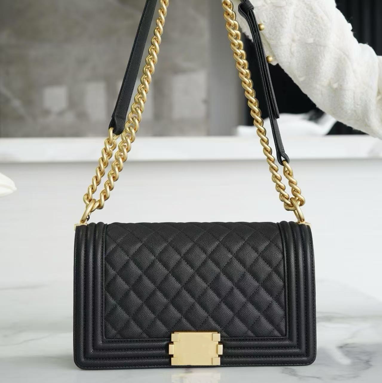 Designer Classic Diamond Quilted Le Boy Flap Bag Sheepskin Shoulder Crossbody Bags Sier/gold Hardware Chain Bag Women Square Handbags Outdoor Sacoche Purses20CM