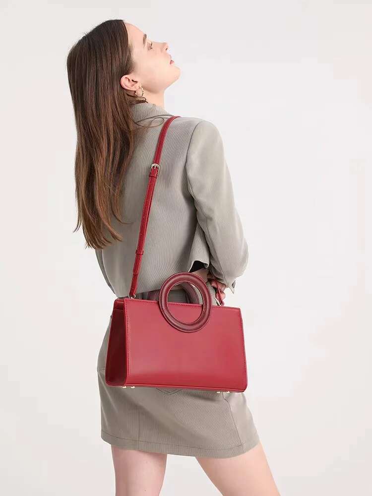 High Quality Textured Leather Sexy Red Color Tote Fashion Women's Handbag Lady Purse Shoulder Messenger Wedding Bag