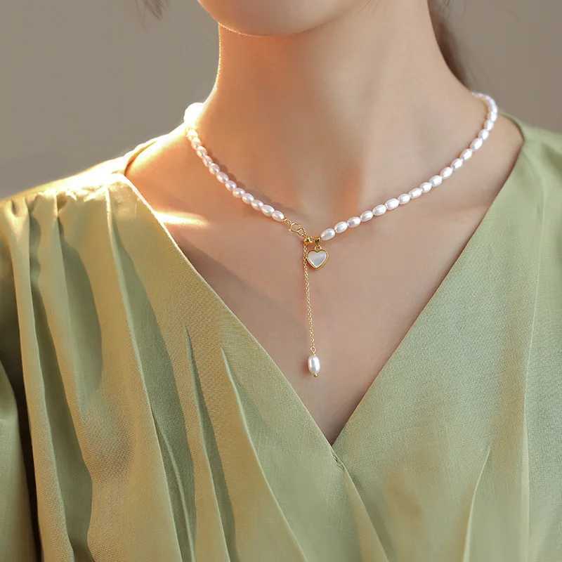 Starmoon French White Strapless Heart Pendant Pearl Necklace Womens Temperature Small Neck Chain Retro Lightweight Sensory C W250318