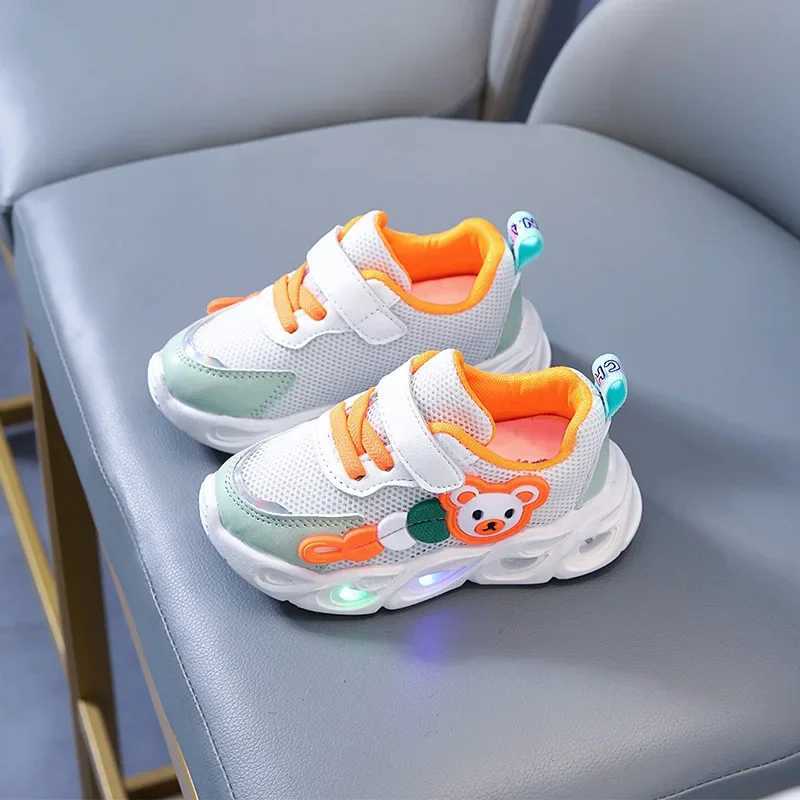 2023 Autumn Shining Sneakers for Girls and Boys Led Lighting Casual Shoes Childrens Breathable Mesh Sneakers Tenis Baby MeninoXJ250318