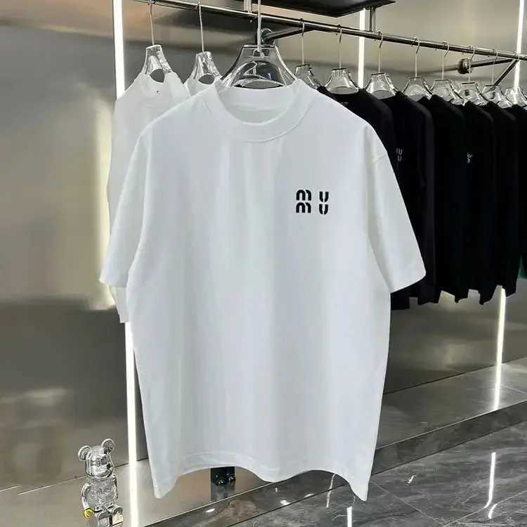 2025 Latest Cotton Mens and Womens Printed Loose Fashion New Fashion Brand Bursts Summer Muse Short Sleeve T-shirtT250318