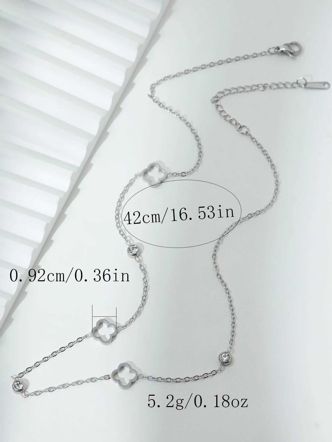 1 piece of simple stainless steel diamond necklace for womens clover three flowers and three diamonds necklace suitable for female friends W250318