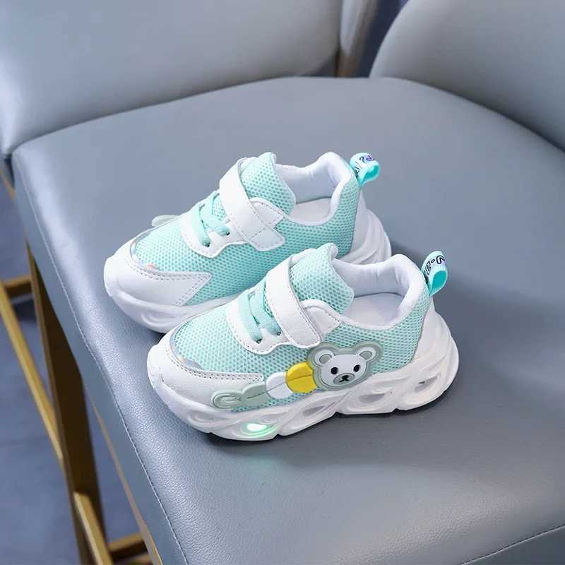 2023 Autumn Shining Sneakers for Girls and Boys Led Lighting Casual Shoes Childrens Breathable Mesh Sneakers Tenis Baby MeninoXJ250318