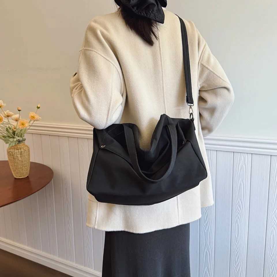 Fem Handbag Large Capaci Shoder Bags Big Summer Tote Bag Ladies Soft Leather Hobos Messenger Bags Wen Shopper Bag Sac Z250318
