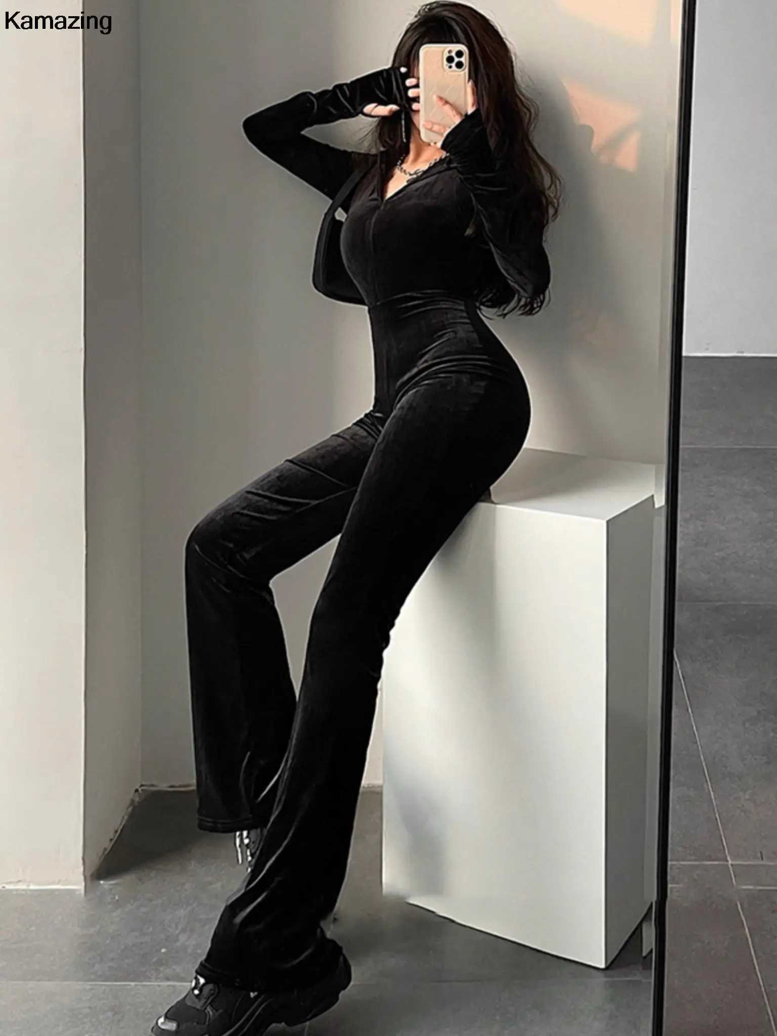 Autumn sexy Bodycon black velvet jumpsuit womens fashionable hoodie zipper flash pants jumpsuit retro Y2k Strtwear winter set X250318