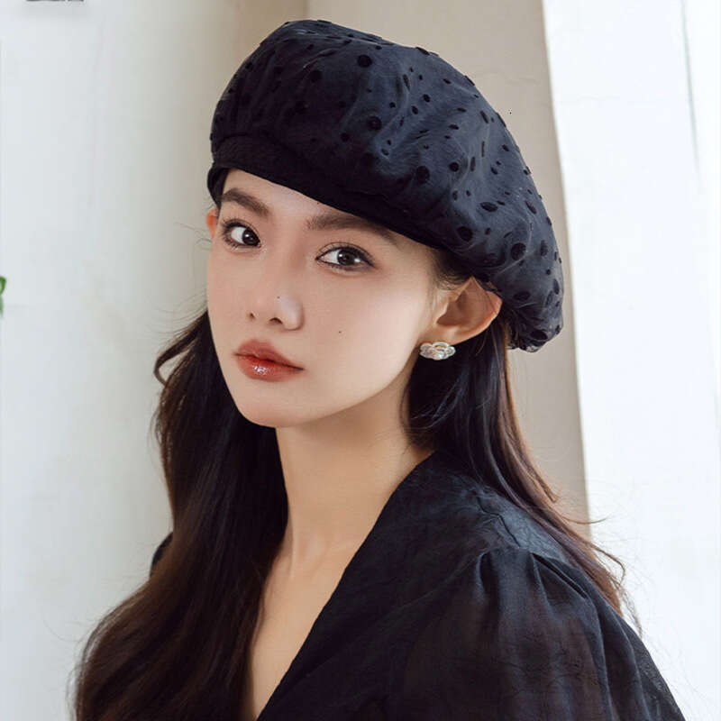 Fashionable black duckbill new spring summer hat, women's age reducing and face enhancing small octagonal hat