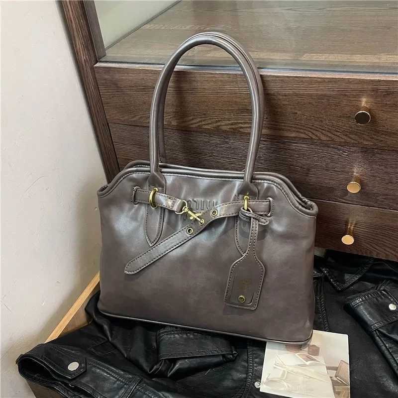 Leather shoe bag womens handbag designer messenger bag luxury cross body bag classic and elegant poppa Y250318