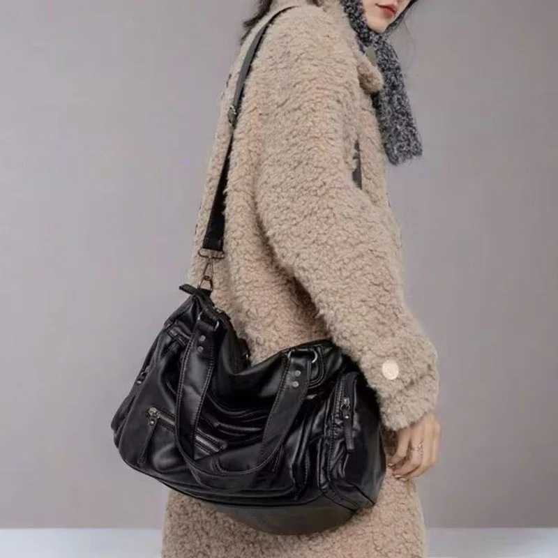 HAEX Punk Handbag 2024 Trend Large Capacity Ten Font Shoe Bag Moto Style Mti Pocket Cmute Bolso Mujer Y250318