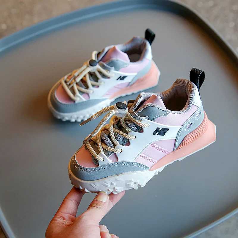 Childrens sports shoes boys breathable and comfortable running shoes spring and autumn girls fashionable sports and leisure sports shoes baby soft sho
