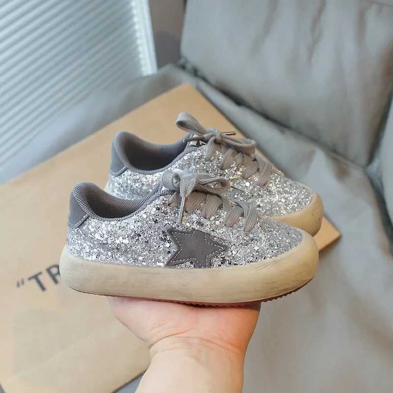Childrens Fashion Star Board Shoes 2024 Autumn New Style Sle Korean Casual Shoes Small Womens Childrens Sports Shoes W250318