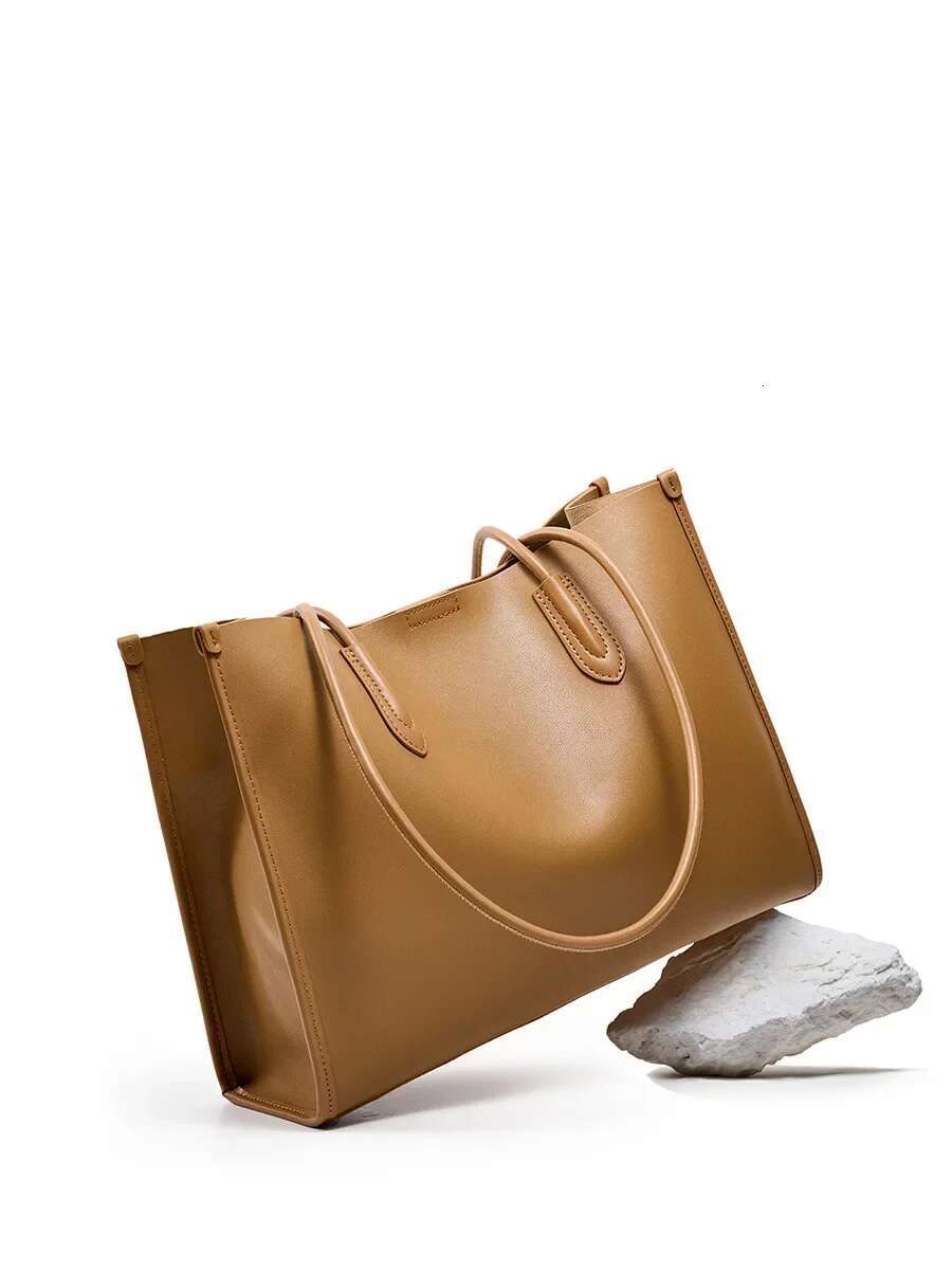 2023 Autumn New Genuine Leather Large Shoulder Bags Commute Handbags Simple Casual Totes Shopping Travel Bag Brown Black