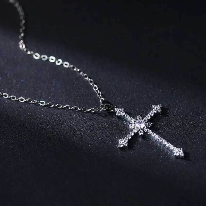 1 piece of imitation white gold necklace ladies cold wind all diamond star mango sparkling cross pendant jewelry W250318
