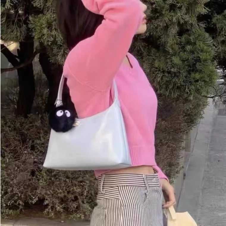 Wendys same Korean standoil fl bodied bag wens fl bodied handbag underarm bag Y250318