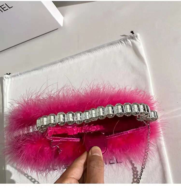 Designer Ostrich Hair Women Handbag Crystal Shiny Rhie Dia Evening Wedding Party Clutch Purse Crossbody Bag