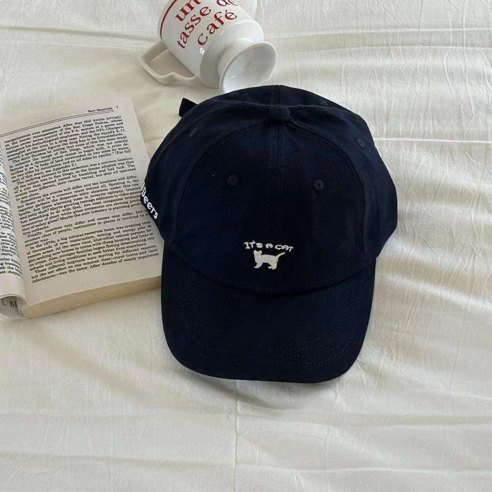 Kitten Embroidery Spring/Summer Korean Ins Style Soft Top Baseball for Men and Women, Elegant Curved Eaves Sunshade Duck Tongue Hat