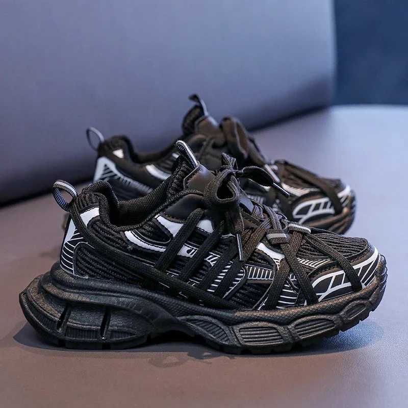 Childrens Chunky 2025 New Girls Basketball Shoes Sneakers Breathable Fashion Edition Childrens Tight Boys SneakersXJ250318