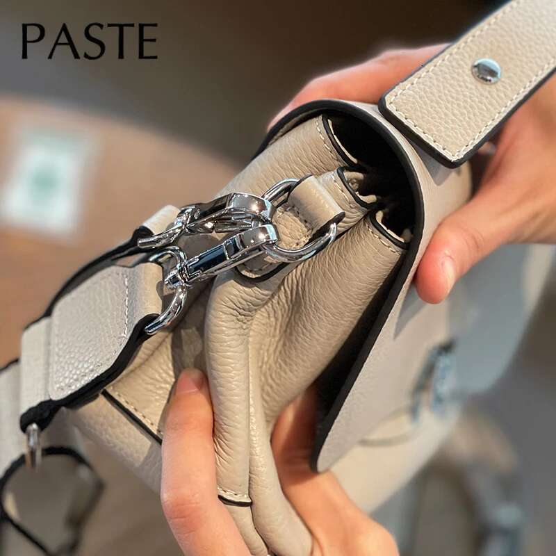 New Beige Pure Color Summer Lock Hand Genuine Cow Shoulder Bag Women Flap Elegant Lady Real Leather Handbags Trendy