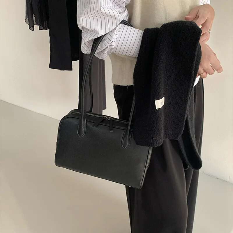 Fashion New 100% Genuine Leather Women Bowg Bag Design Soft Simple Shoulder Bags Ladies Commute Casual Totes Black