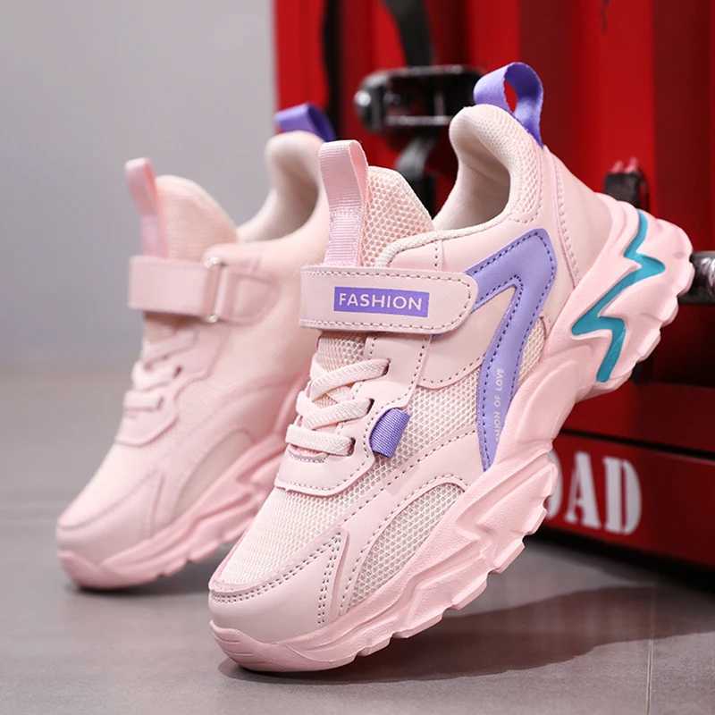 Cute pink childrens lightweight mesh walking shoes suitable for outdoor breathable sports running shoes W250407