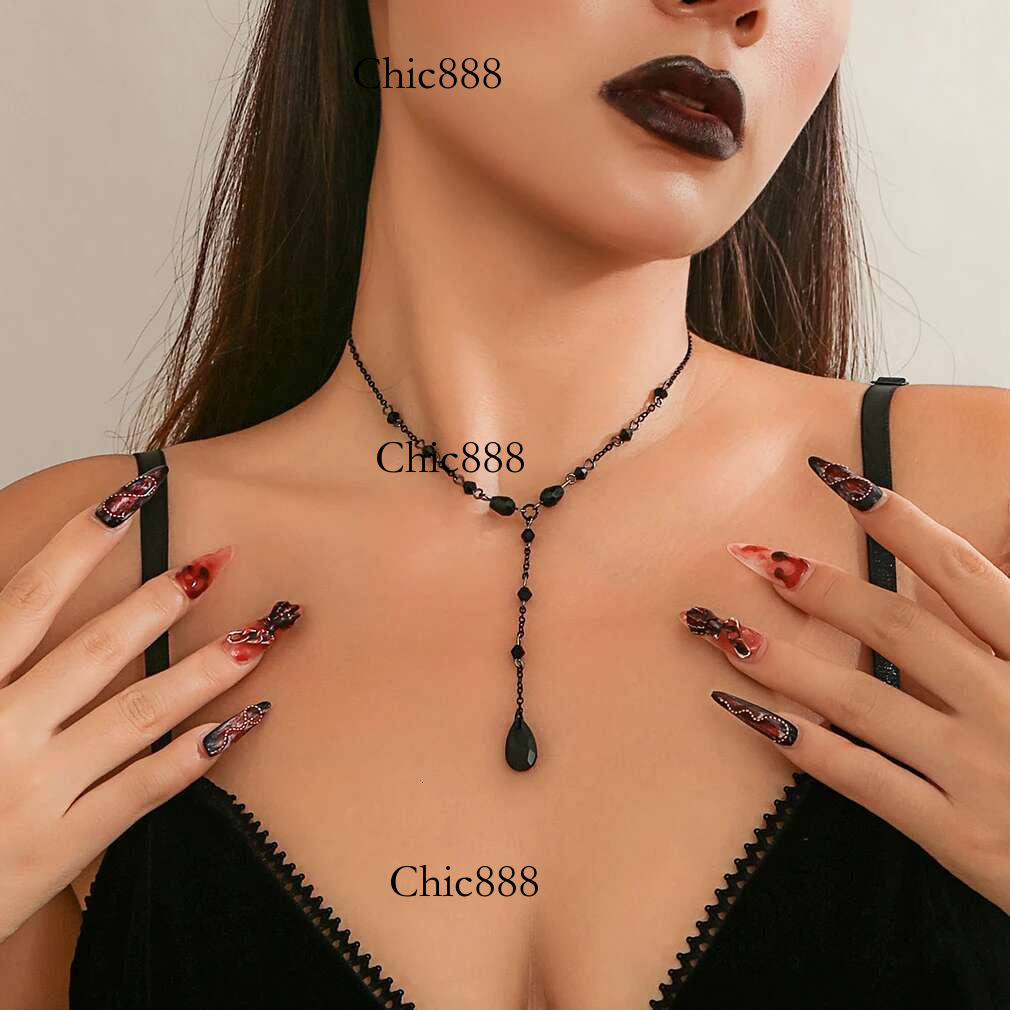 Goth Black Water Drop Crystal Chest Chain Necklace for Women Collares Vintage Sexy k Choker Y2K Halloween Jewelry Accessories