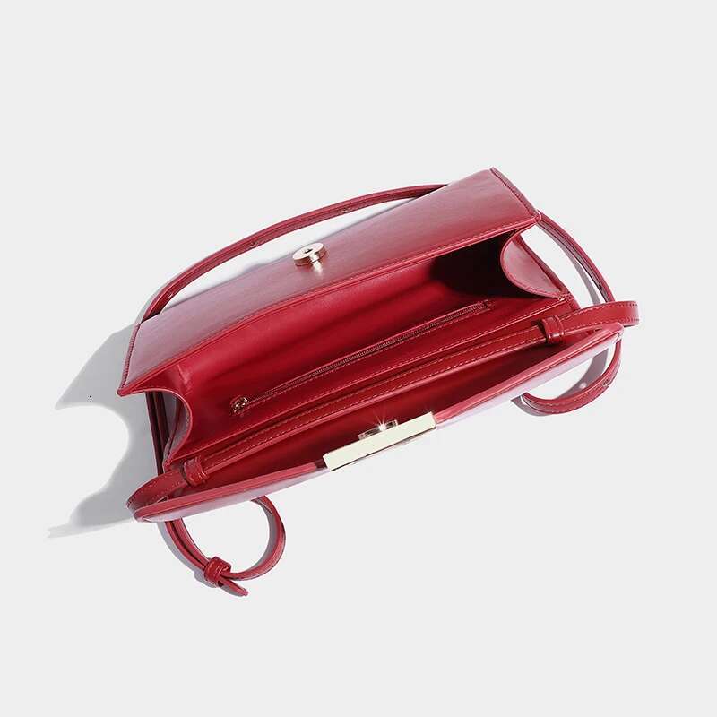 Small Square Bag For Women Designer Handbag And Purse 2025 New In PU Leather Fashion Simple Commuting Shoulder Crossbody