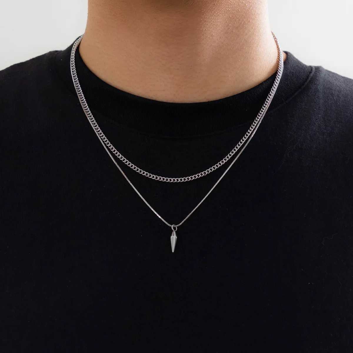 KunJoe 2pcs/set Stainless Steel Metal Rivet Pendant Thin Snake Chain Necklace for Men Punk Silver Color Cuban Link Chain Choker W250318