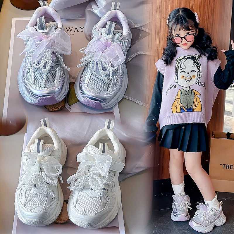 Childrens sports shoes 3-18 years old beige breathable girls running shoes Spring and Autumn beige fashion 100 childrens single shoes W250318