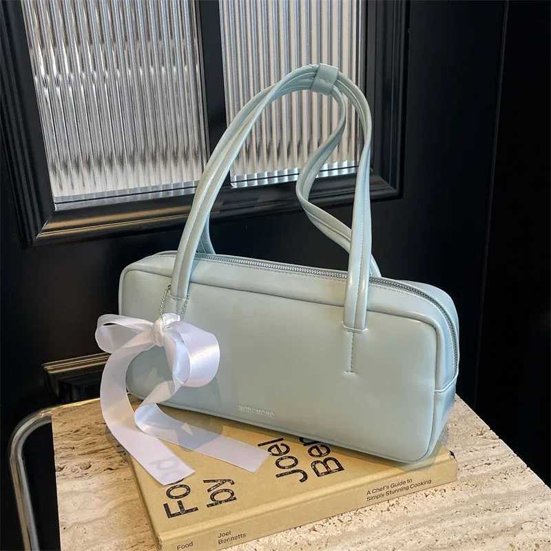 Fi Zipper Pu Interior Cpartment Shoder Bags Hot S Bags for Wen Soft Solid Wens Handbags Large Capacity Y250318