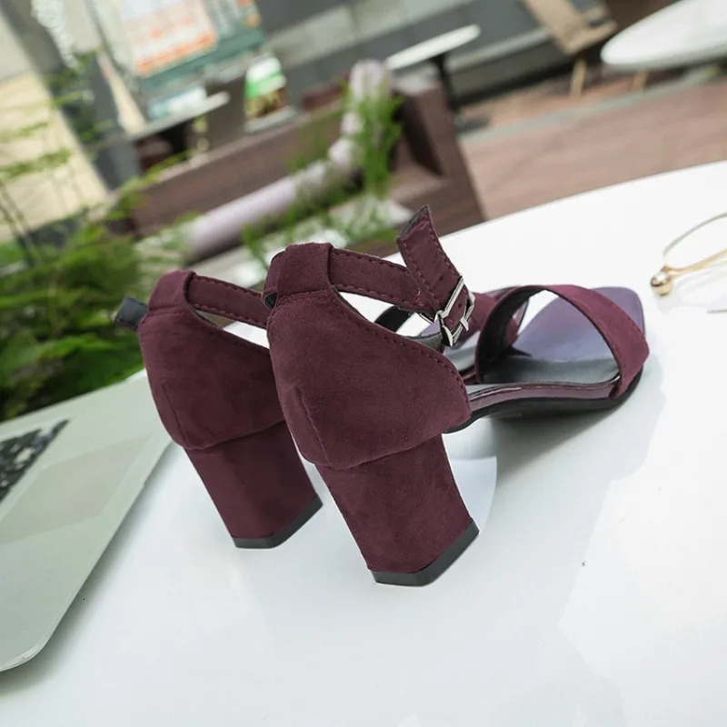 Womens 2024 Summer Fashion Sandals Medium High Heel Outdoor Sandalias Elegant Wedding Shoes Bridal Plus Size 34-40 Buckle Strap 250317
