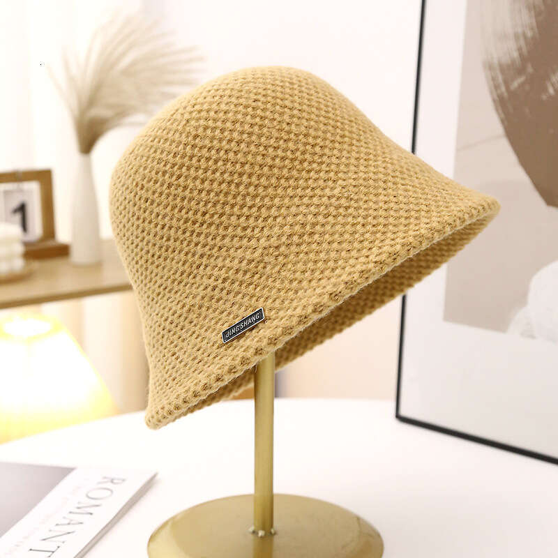 Hollow out protection fisherman for women's summer outdoor leisure sun shade knitted breathable bucket basin hat looks small on the face