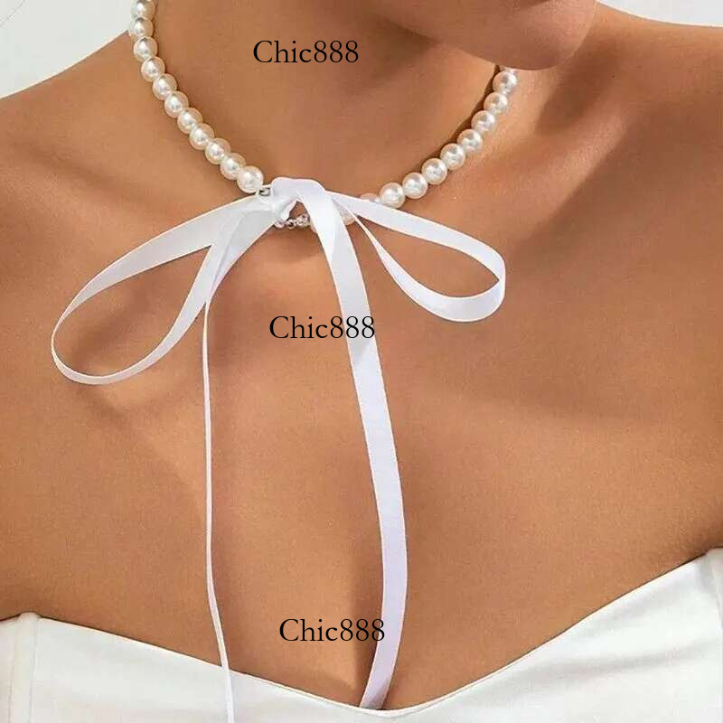 Exquisite Imitation Pearl Choker Fashionable Bow Tie Lace Up Velaet Necklace Personality Simple Jewelry For Woman