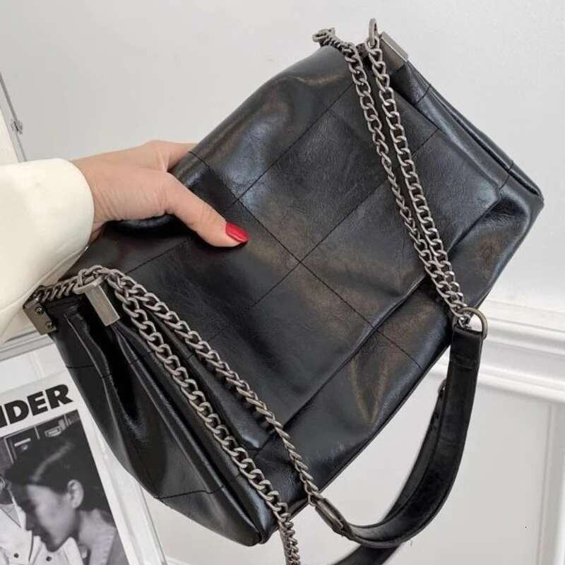Commuter Fashion Women's Bags Niche Chain Crossbody Bag Ladies Shoulder Large Capacity Handbag Cross Square PU