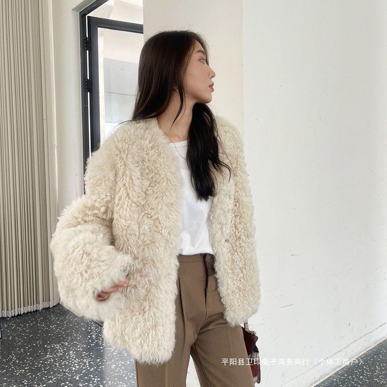 Winter new lamb integrated Toka fur coat for women, Korean lazy style, high texture 2024