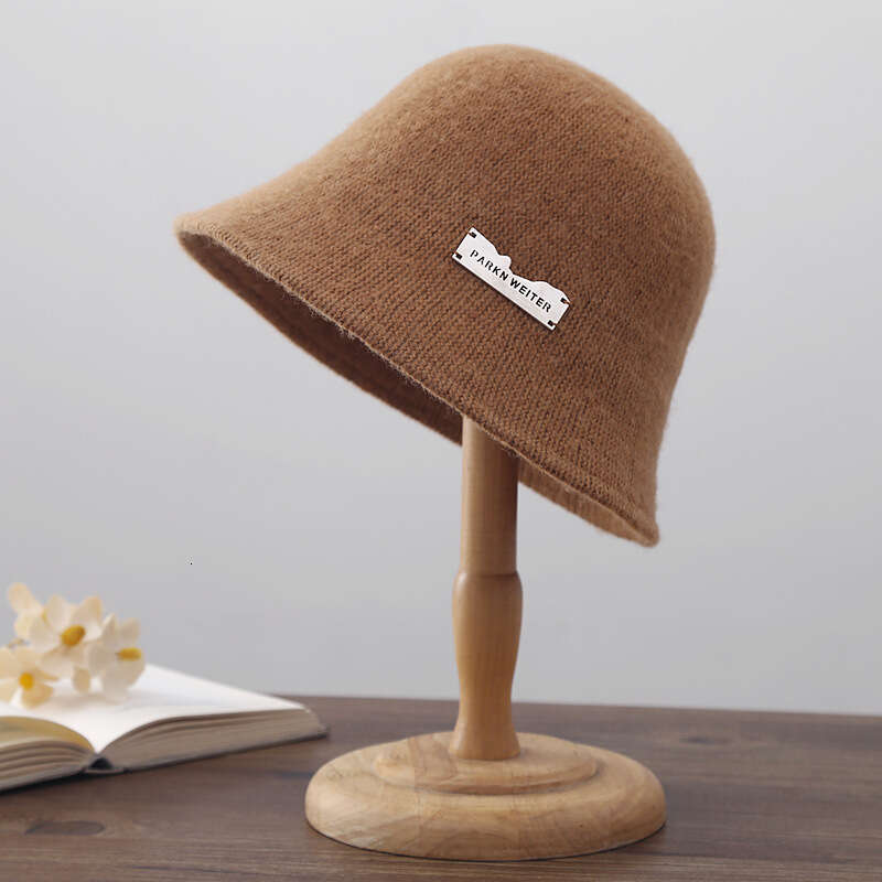 New Iron Label Women's Fashion Trendy Style Solid Color Pot Spring and Autumn Plain Face Covering Water Bucket Fisherman's Hat