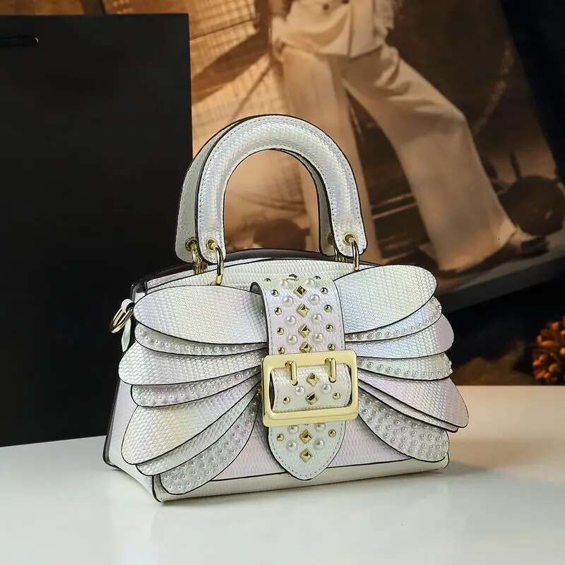 2024 New Pearl Riveted Wings Women Real Leather Stylish Bag Temperament Shoulder Messenger Bags